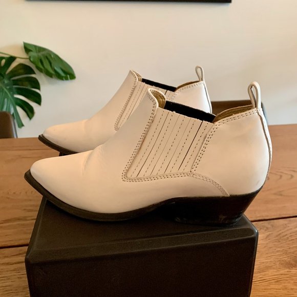 Ankle Western Boots - Picture 4 of 6